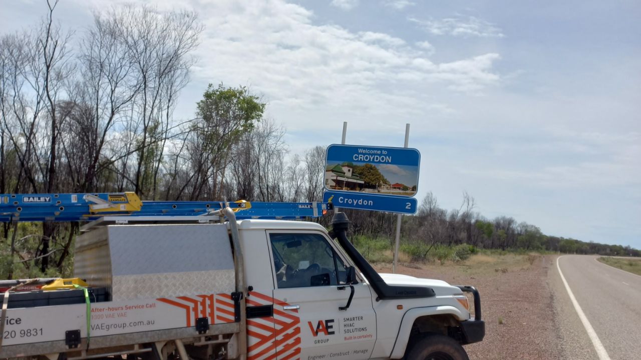 Back in Cairns, now it’s time to wash the ute!