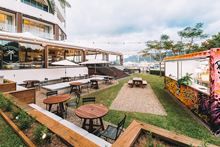 Outdoor Function and Bar Area